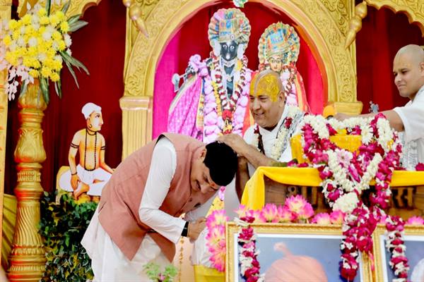 संतों की वाणी से बेहतर जीवन का मार्ग प्रशस्त होता है : मुख्यमंत्री डॉ. यादव