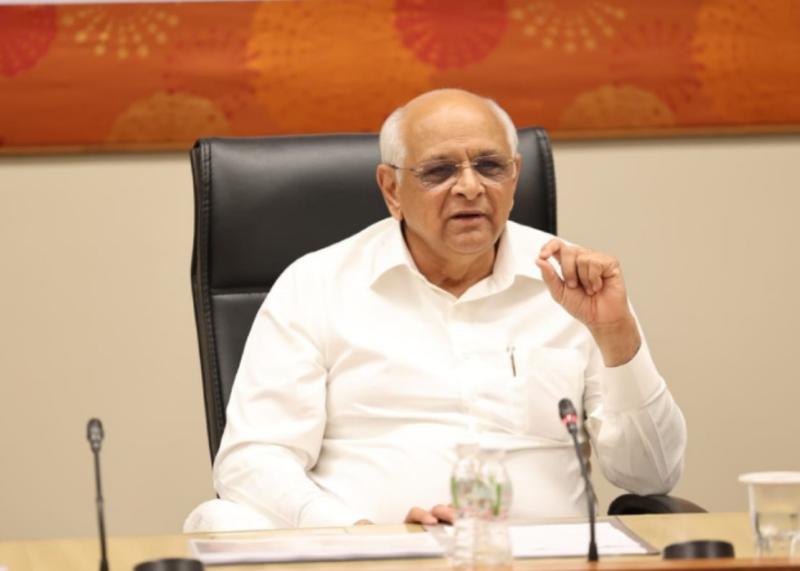 किसानों को बड़ी राहत: बिजली टावर लगाने पर अब दोगुना मुआवजा देगी गुजरात सरकार